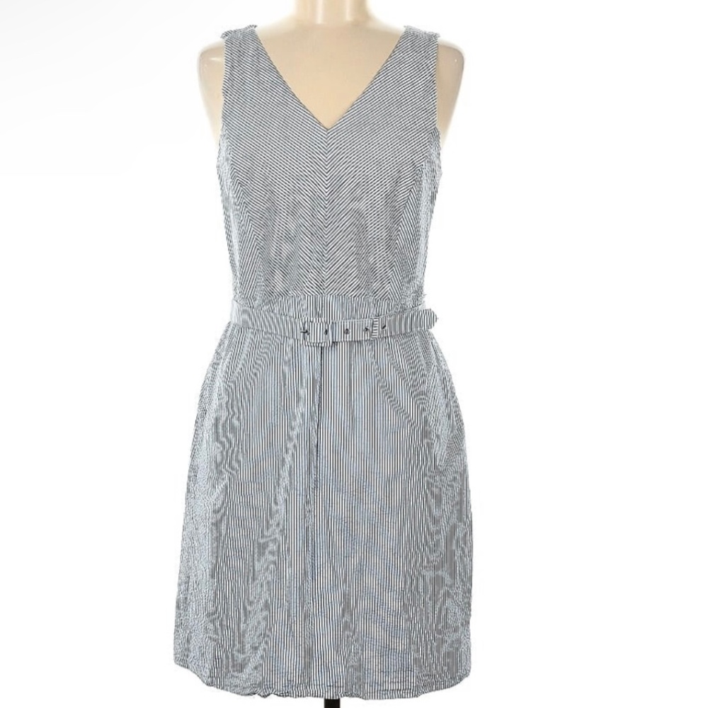 J Crew Dress Size 8 Blue White with Belt Good Condition